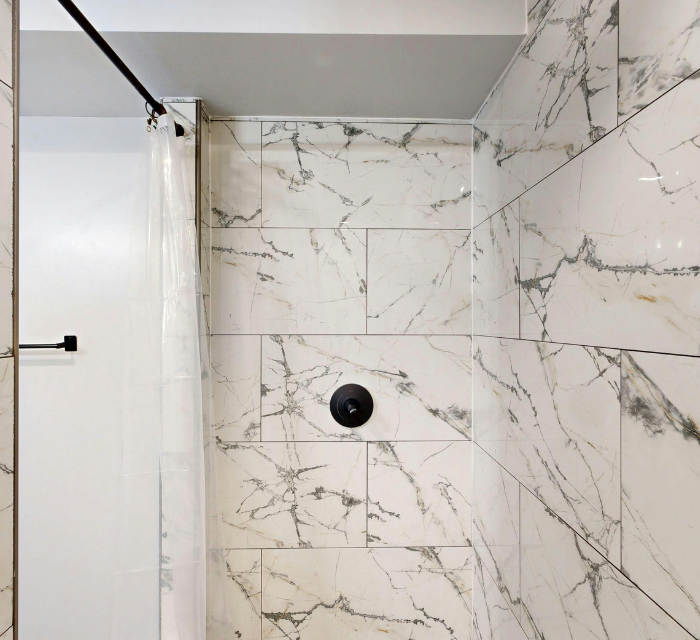 Carrelage salle de bain à Hyères - Salle de bain & faïence