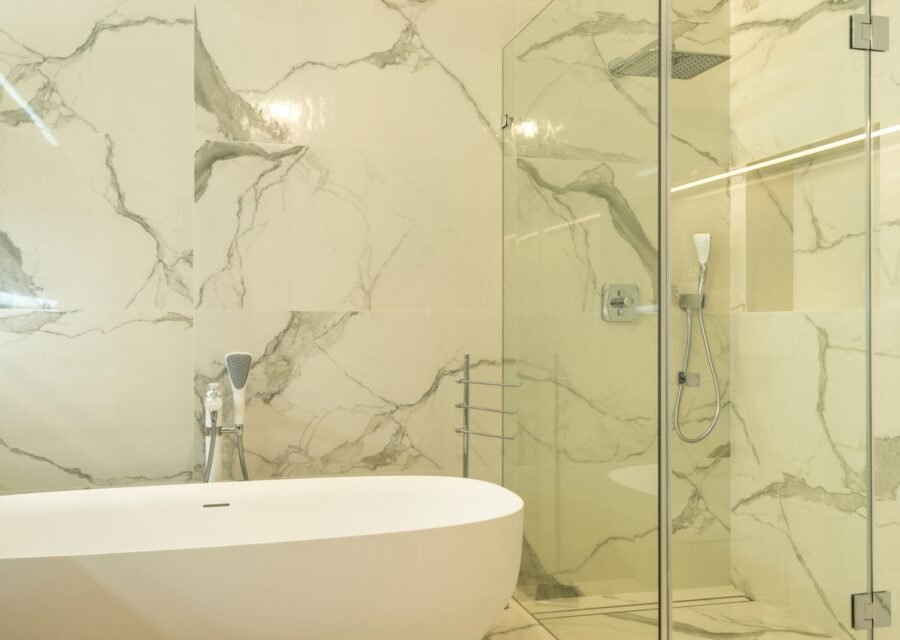 Sdb carrelage cannes à Hyères - Salle de bain & faïence